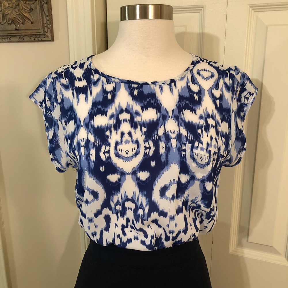 Violet & Claire Cap Sleeve Blouse